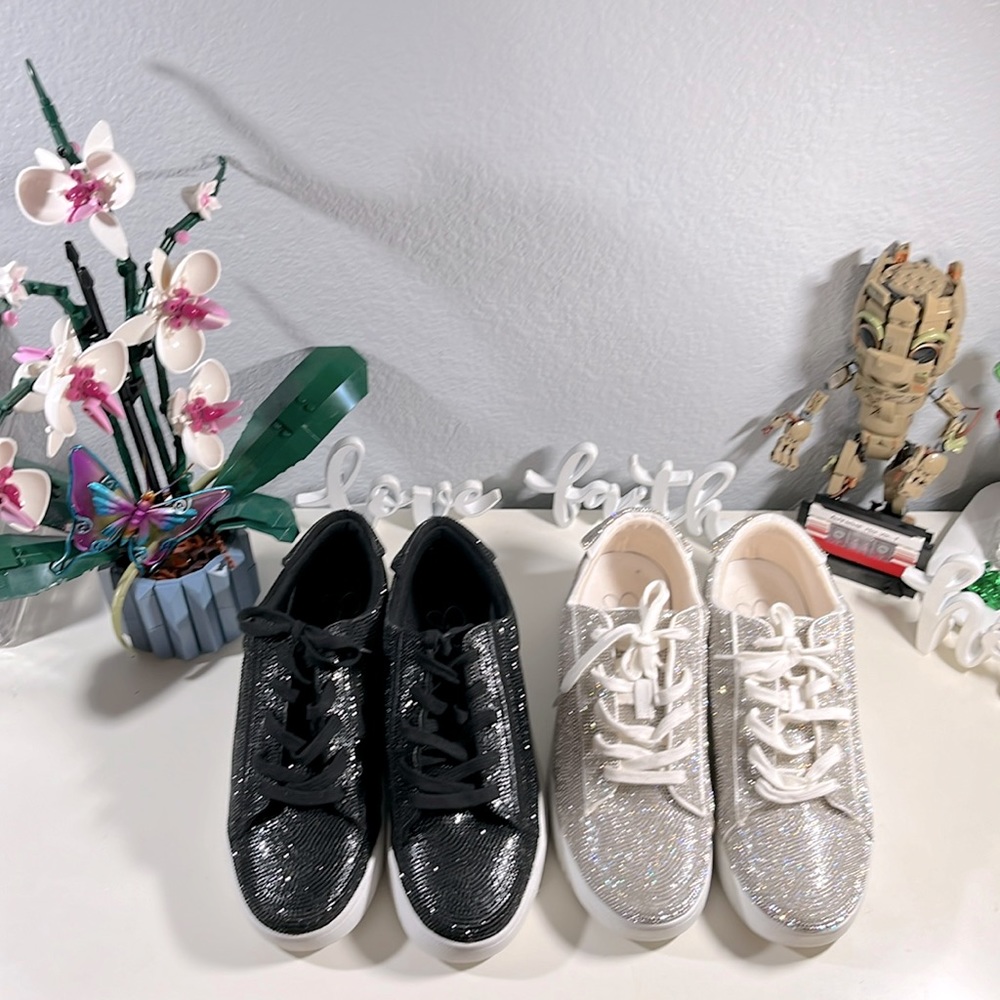 Jessica Simpson Rhinestone Shoes 👟